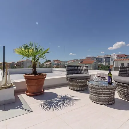 Alea In Okrug Gornji, Heated Private Pool, Jacuzzi, Trogir