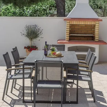Villa Alea In Okrug Gornji, Heated Private Pool, Jacuzzi,
