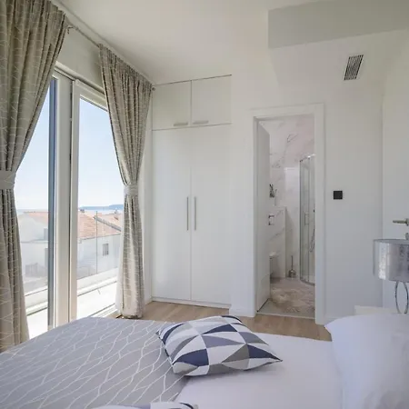 Alea In Okrug Gornji, Heated Private Pool, Jacuzzi,